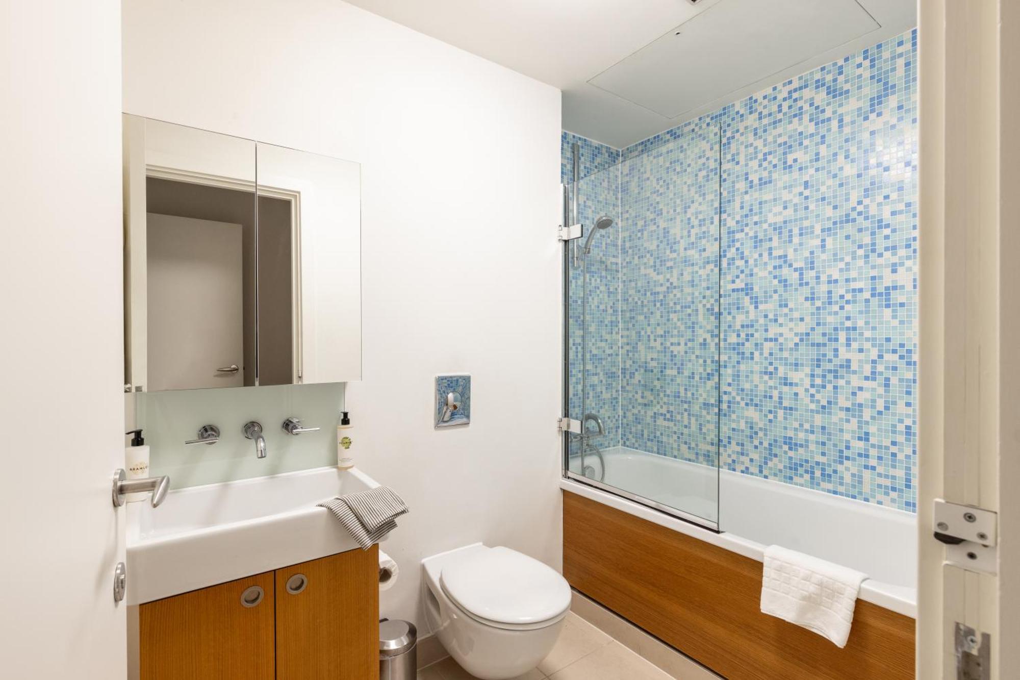 Native Marylebone Lane Apartment London Bagian luar foto