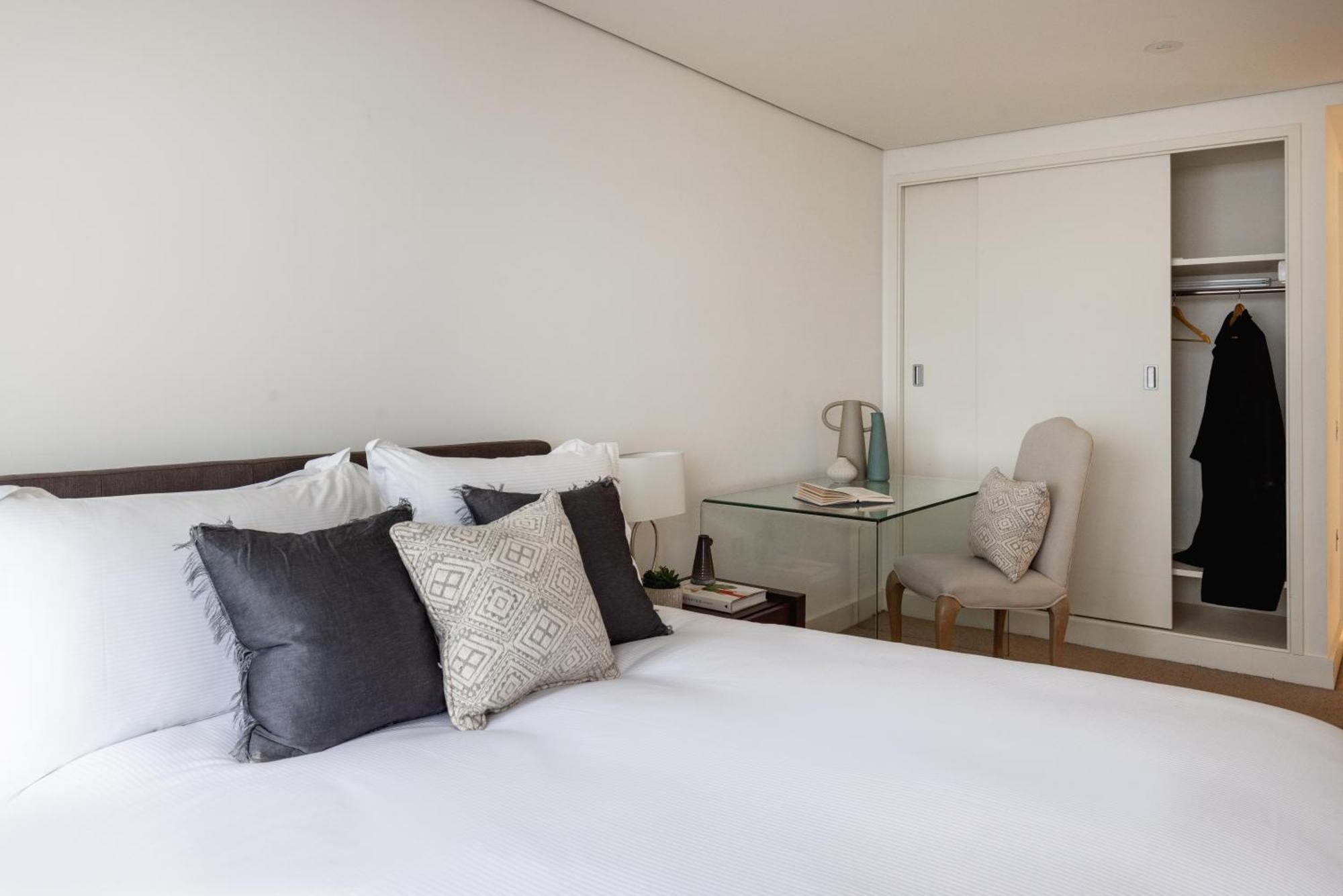 Native Marylebone Lane Apartment London Bagian luar foto
